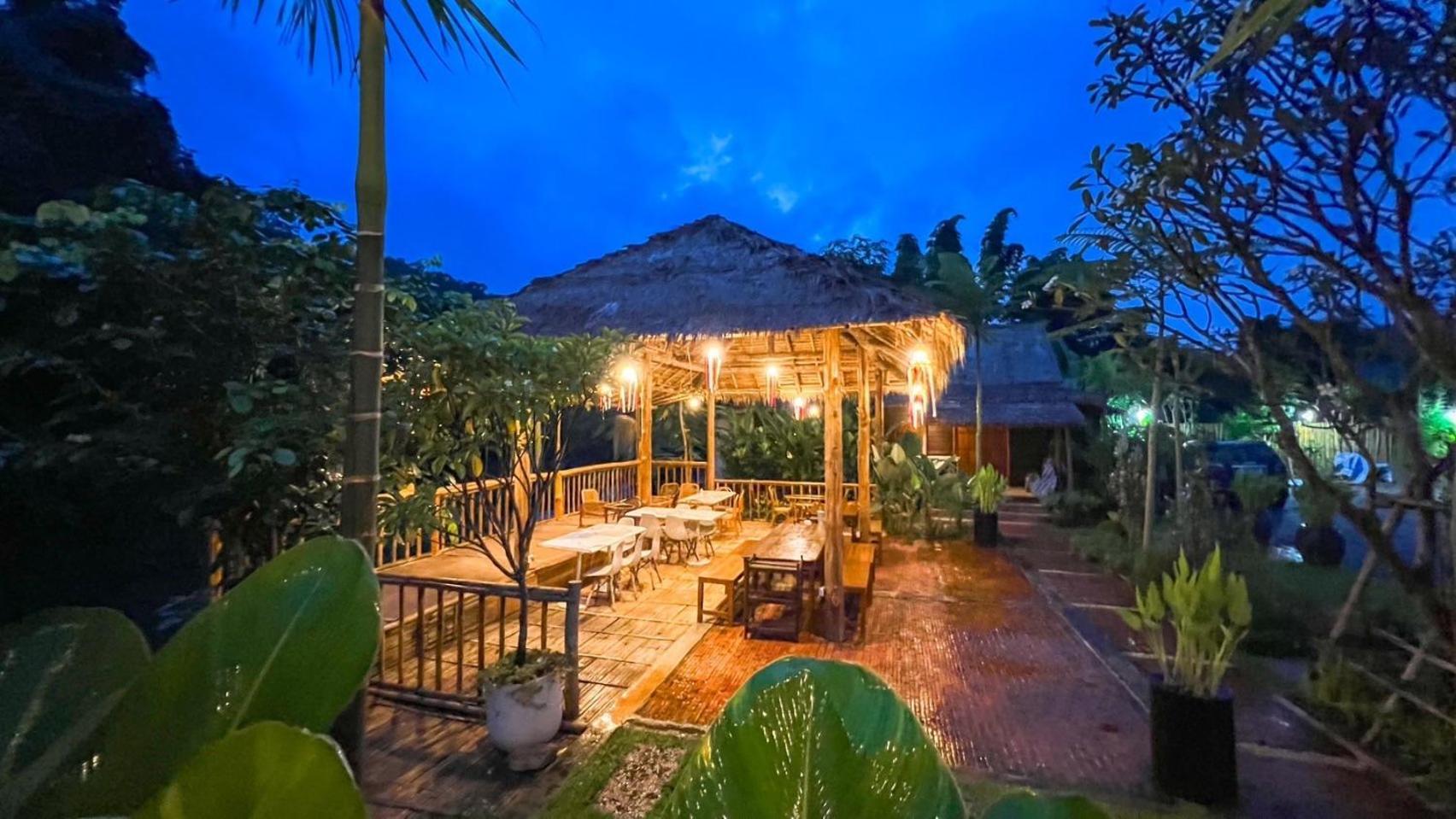 104 Monperngmang ม่อนเปิงมาง Apartment Нан Екстериор снимка